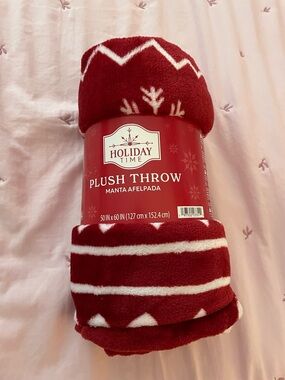 Holiday Time Red and White Plush Throw Blanket